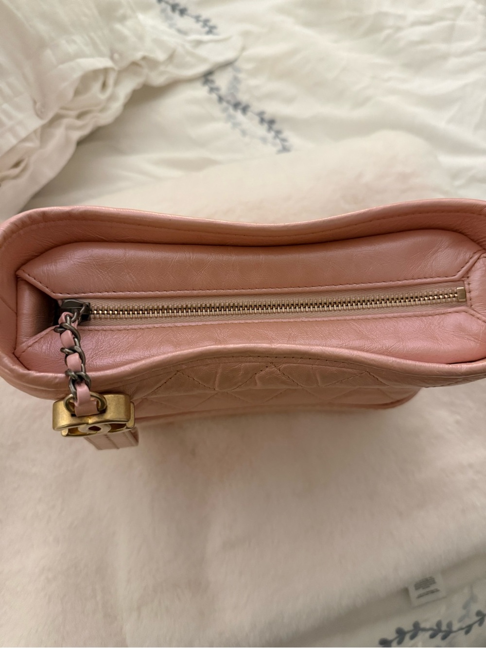 Chanel Gabrielle Hobo Rose Bag - Picture 5 of 15